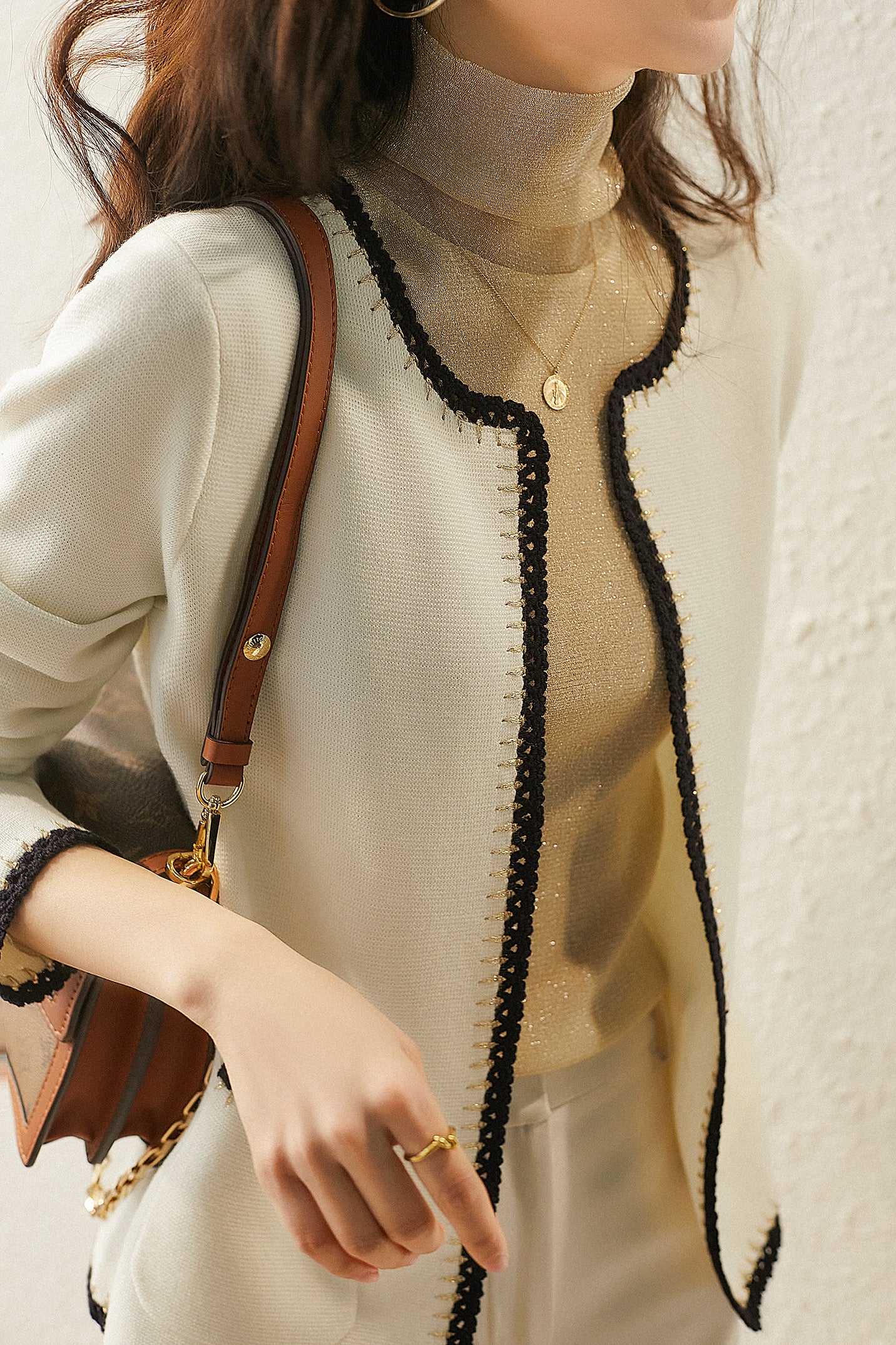 Elegant crocheted coats - liwisi