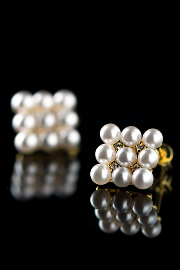 Pearl Bijou Square Motif Earrings - liwisi