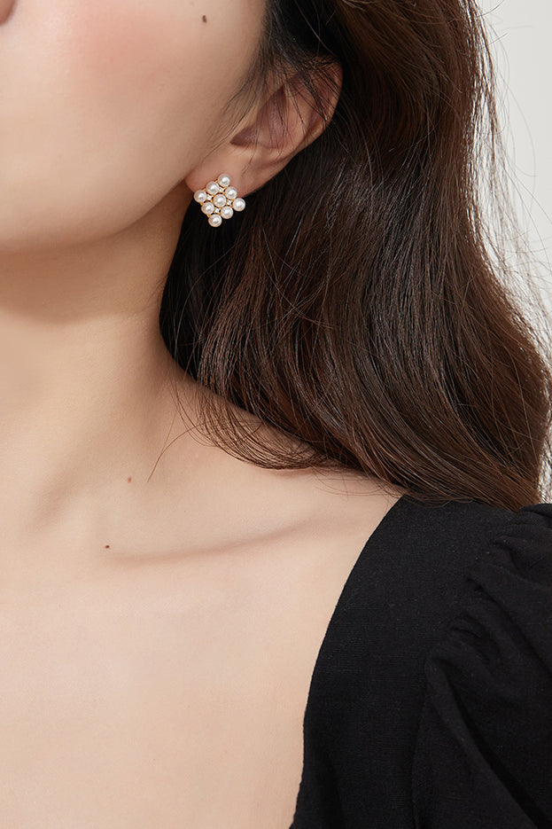 Pearl Bijou Square Motif Earrings - liwisi