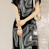 V-Neck Line Print Tie-Belted Dress - liwisi
