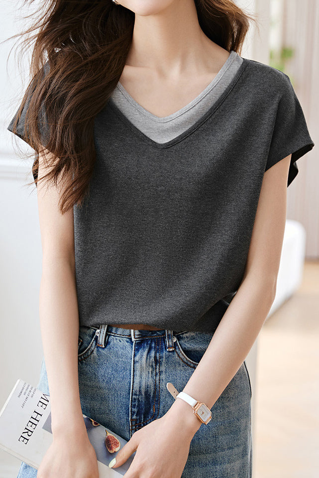 Fake Two-piece Color-blocked V-neck T-shirt - liwisi