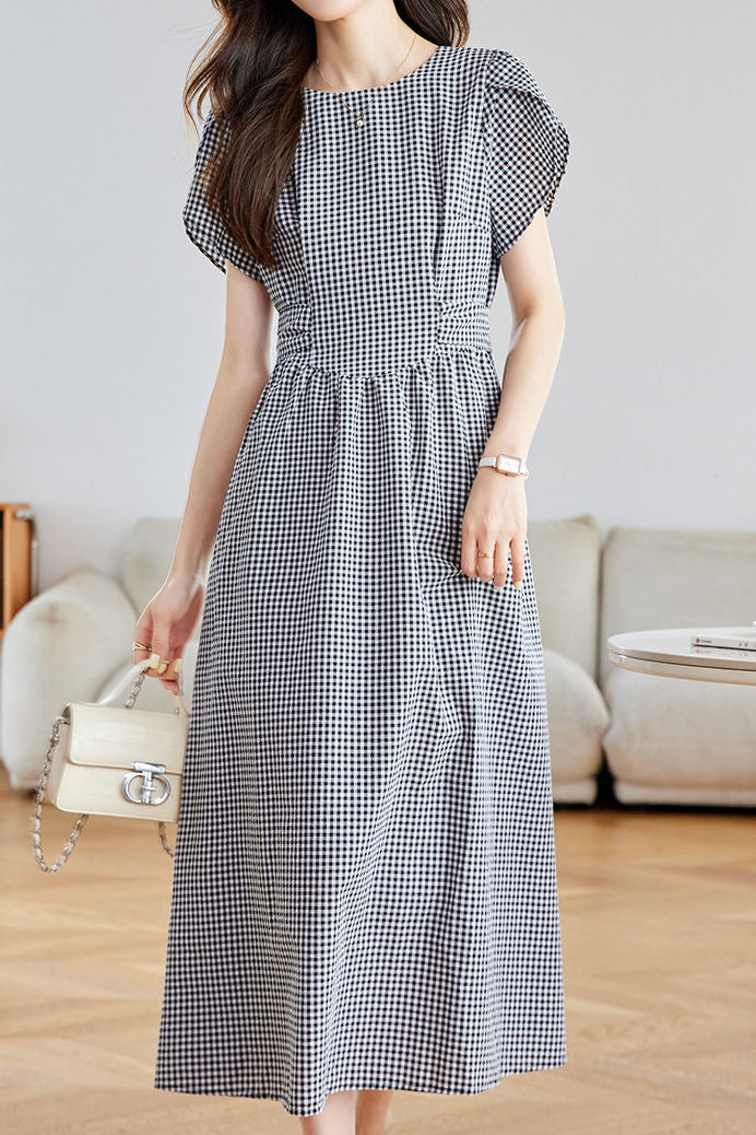 Fashionable Versatile Black and White Plaid Dress - liwisi