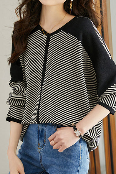 V-Neck Diagonal Stripe Contrast Knit Top - 2 Colors Available - liwisi