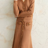 二点セット Vネックフリンジ装飾ニットトップス+フリンジ装飾ロングフレアスカート 3色入 - liwisi