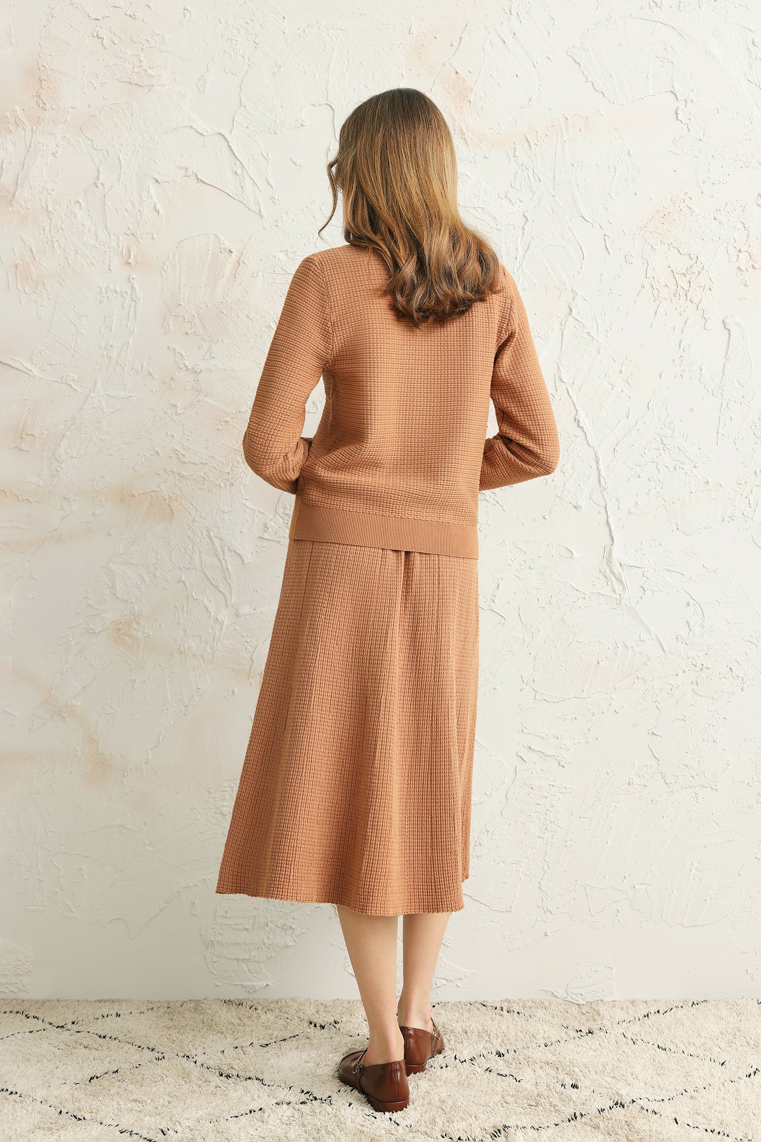 二点セット Vネックフリンジ装飾ニットトップス+フリンジ装飾ロングフレアスカート 3色入 - liwisi