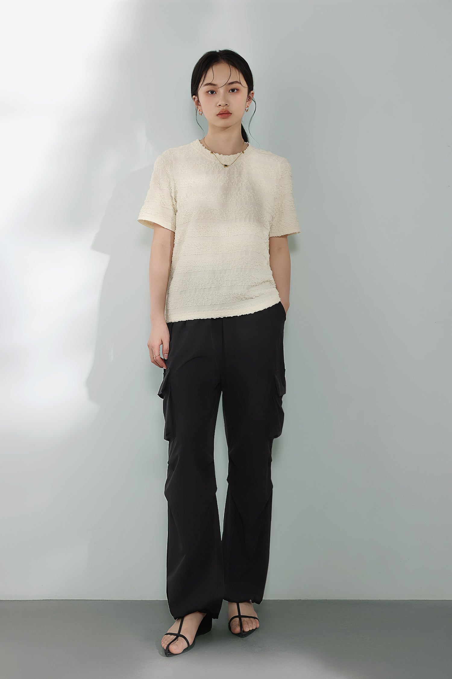 Round Neck Embossed Striped T-Shirt - 2 Colors Available - liwisi