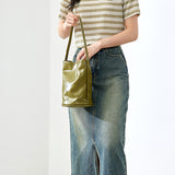 Round Neck Butterfly Embroidered Decor Striped T-Shirt - liwisi