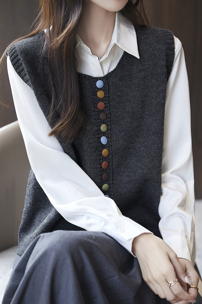 Colorful Button Round Neck Knitted Vest - liwisi