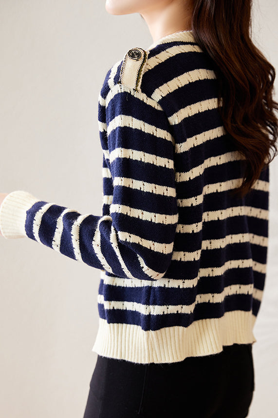 Fashionable Round Neck Striped Knit Cardigan - liwisi