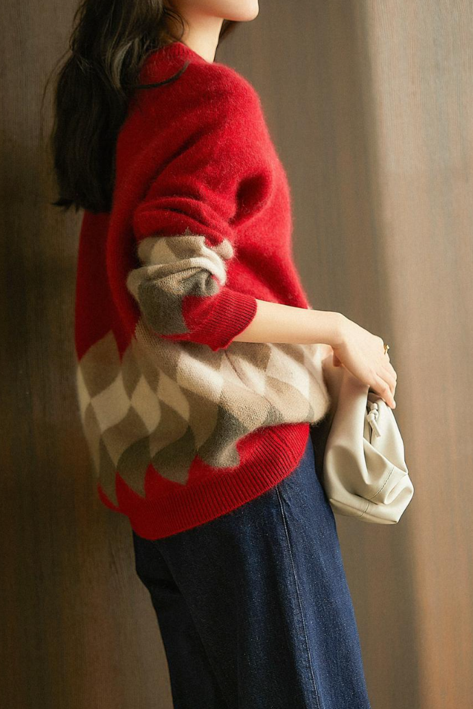 Diamond Pattern Round Neck Knit Sweater - liwisi