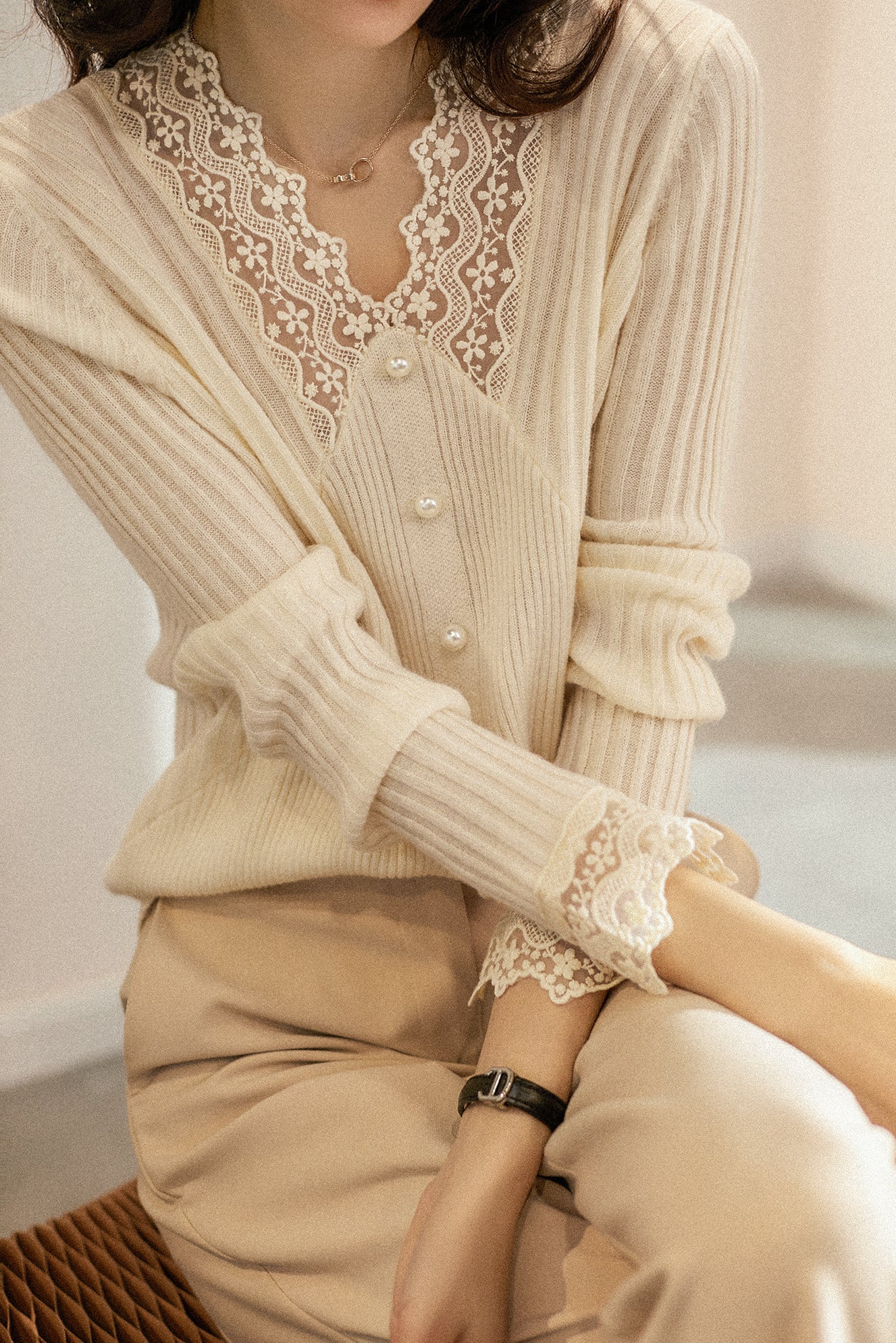 Elegant Lace Panel Knit Top - liwisi