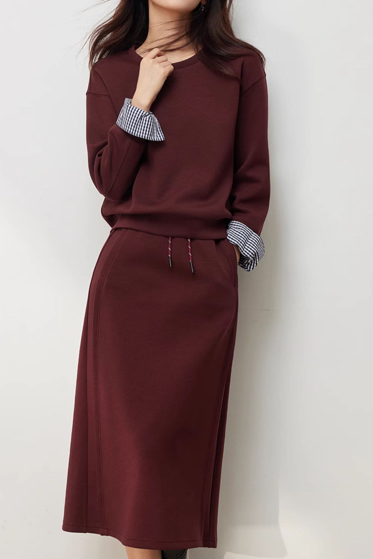 Simple sweatshirt and half skirt set - liwisi