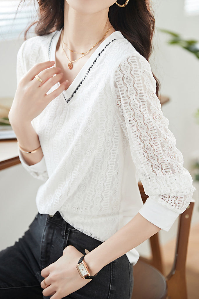Elegant V-neck lace bottoming shirt - liwisi