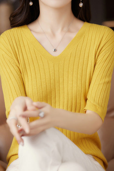 Solid Color V-neck Knitted T-shirt - liwisi