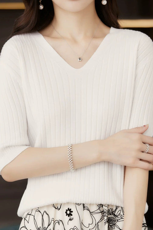 Solid Color V-neck Knitted T-shirt - liwisi