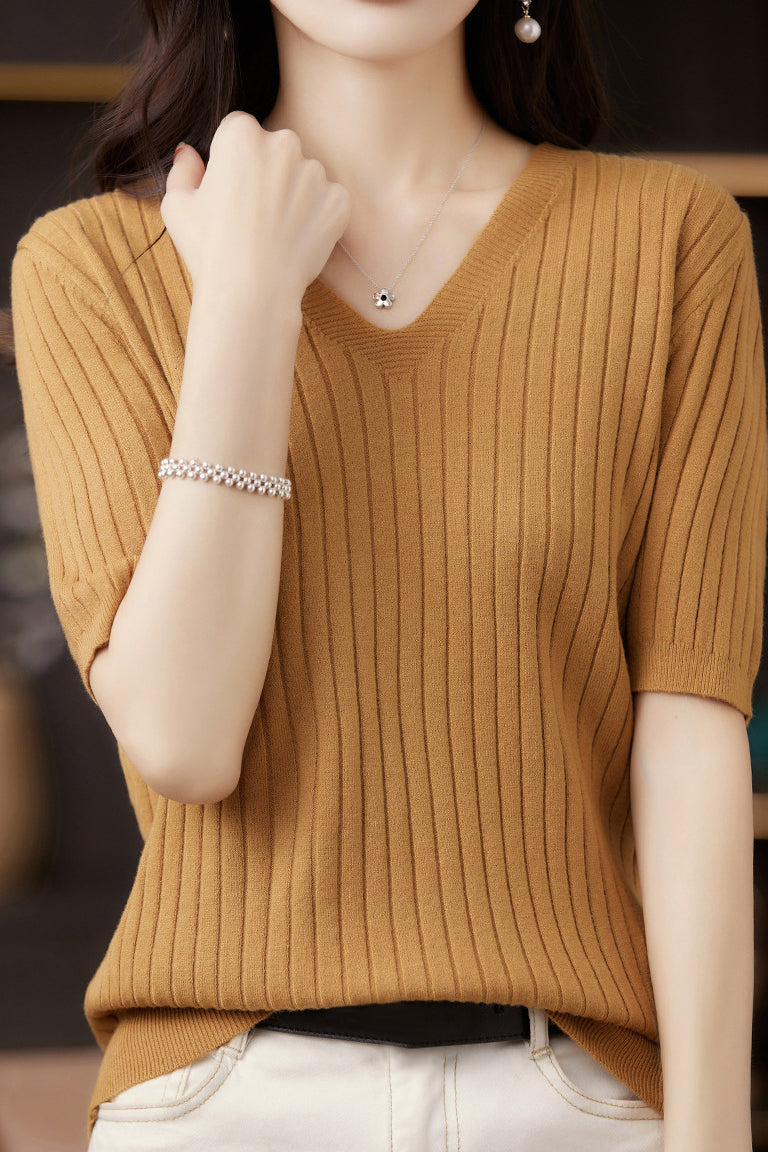 Solid Color V-neck Knitted T-shirt - liwisi