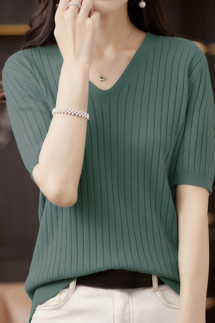 Solid Color V-neck Knitted T-shirt - liwisi