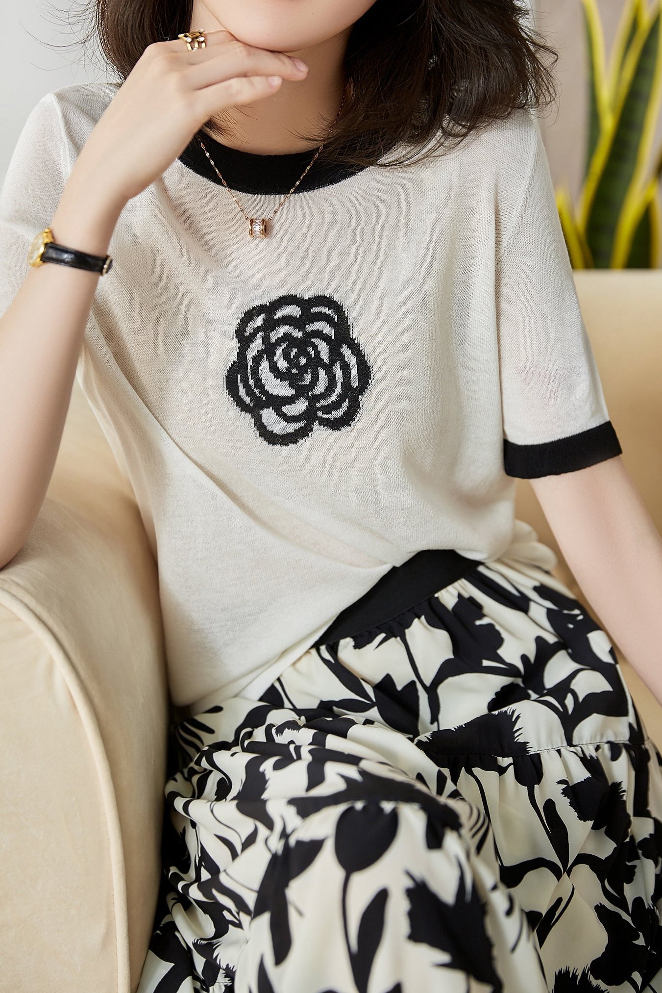 Round Neck Color Blocked Floral Knitted T-shirt - liwisi