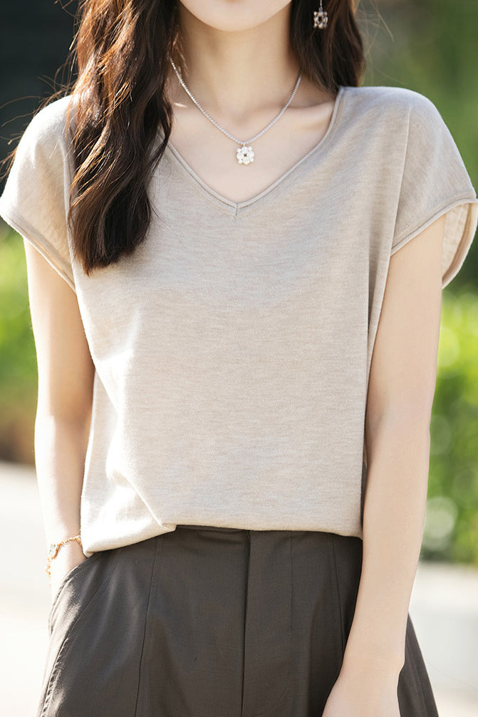 Minimalist Solid Color Knit Top - liwisi