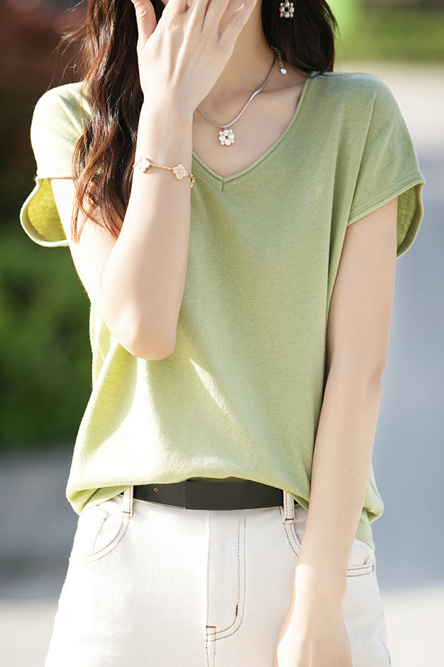 Minimalist Solid Color Knit Top - liwisi