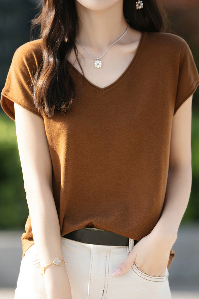 Minimalist Solid Color Knit Top - liwisi