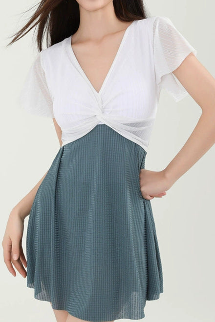 Color Block Skirted Swimsuit - liwisi