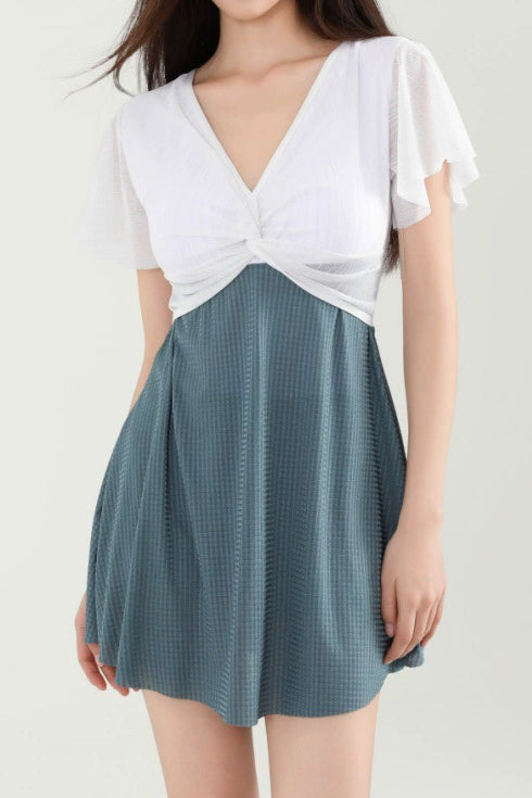 Color Block Skirted Swimsuit - liwisi