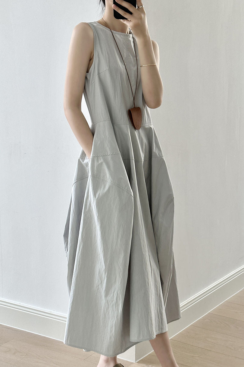 Sleeveless Dress - liwisi