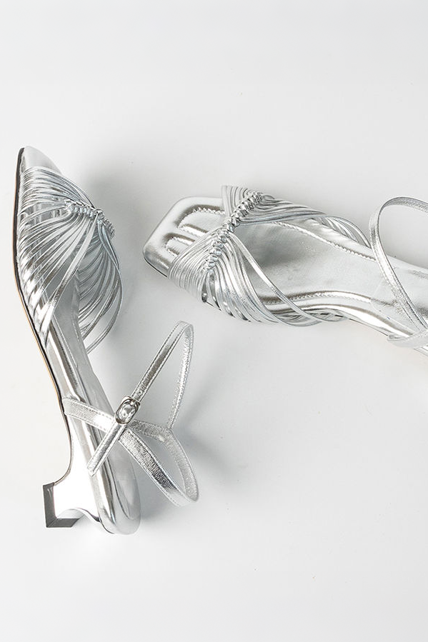 French Woven Hollow Resort Sandals - liwisi