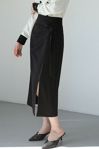 Irregular Pleated Front Split Straight Skirt - liwisi