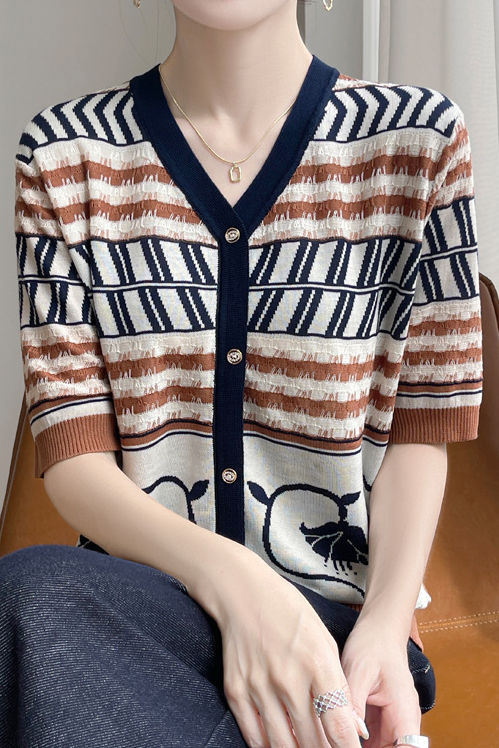 Trendy Casual Knit Top with Artistic Print - liwisi