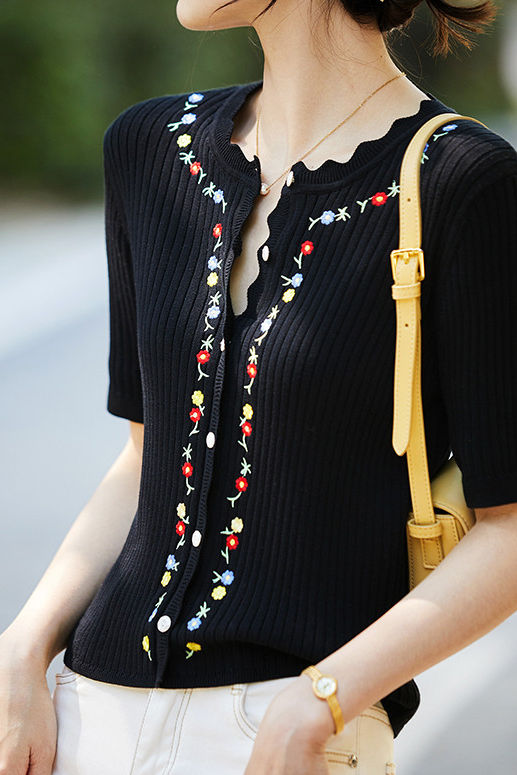 French Embroidered Button Knit Sweater - liwisi