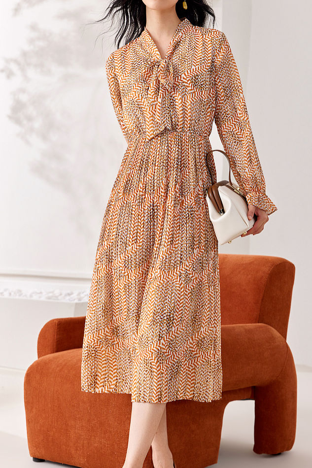Early Autumn Floral Cinched-Waist Long-Sleeve Dress - liwisi