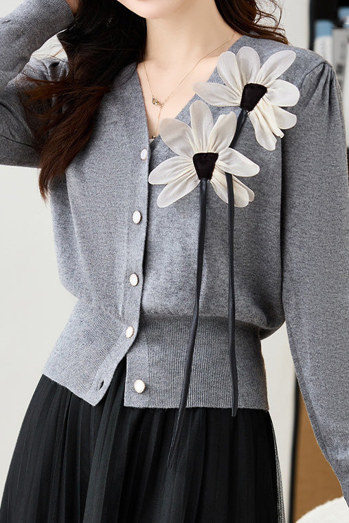 Elegant 3D Large Flower Knit Cardigan - liwisi