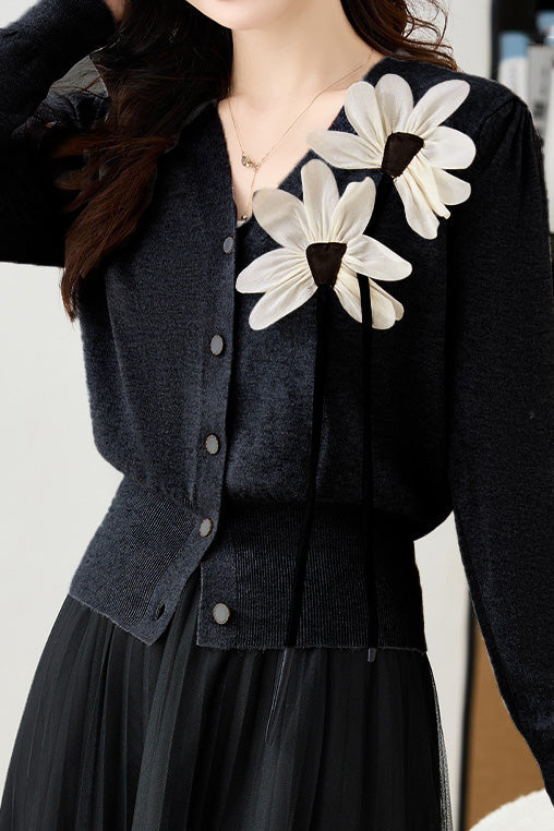 Elegant 3D Large Flower Knit Cardigan - liwisi