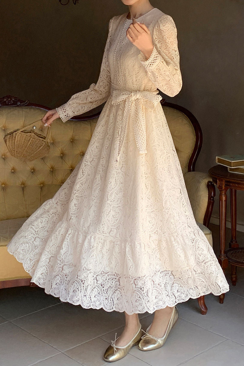 Exquisite and Elegant Date Hollow Embroidered Dress - liwisi
