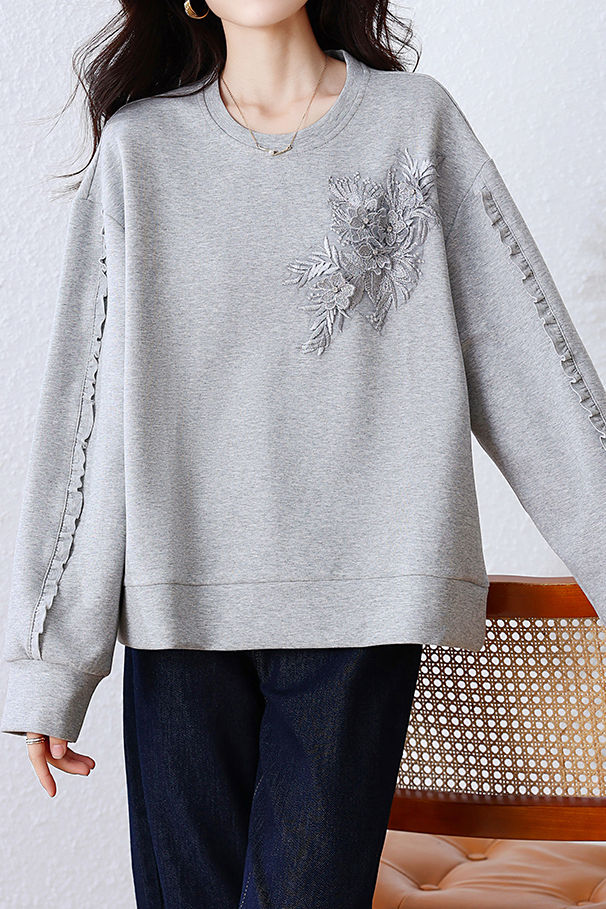 Loose Sweatshirt with Three-Dimensional Flower Embroidery - liwisi