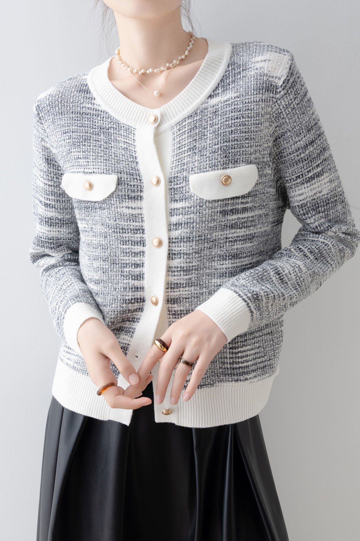 Elegant Color-Block Knitted Cardigan - liwisi