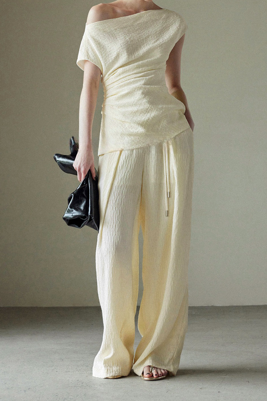 Textured off-shoulder fitted top with side pleats, loose pleated wide-leg pants two-piece set - liwisi