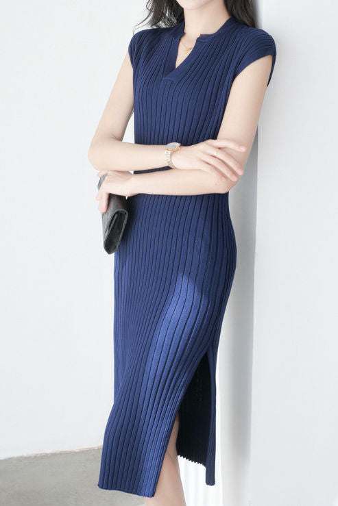 V-neck cap sleeve fitted dress with side slits in ribbed knit - liwisi