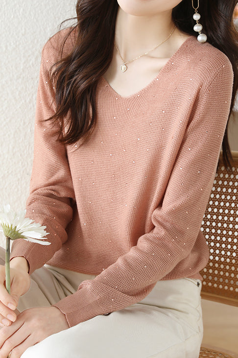V-neck knitted sweater with hot-fixed rhinestones. - liwisi