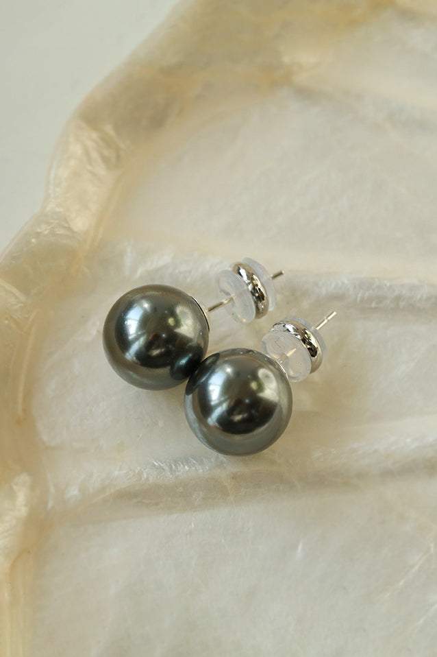 Pearl Decor Stud Earrings - 6 Colors Available - liwisi