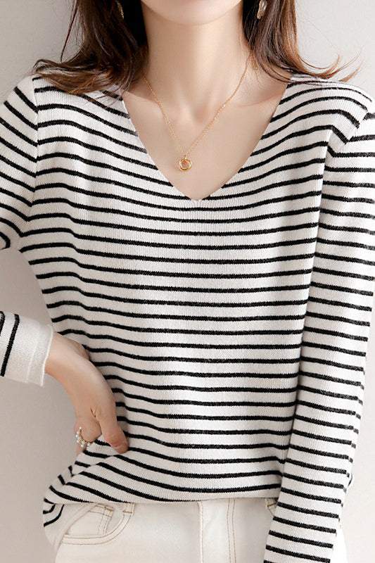 Striped Contrast V-Neck Knit Top - 6 Colors Available - liwisi