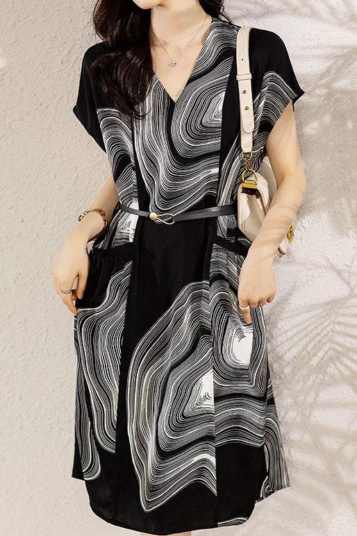 V-Neck Line Print Tie-Belted Dress - liwisi