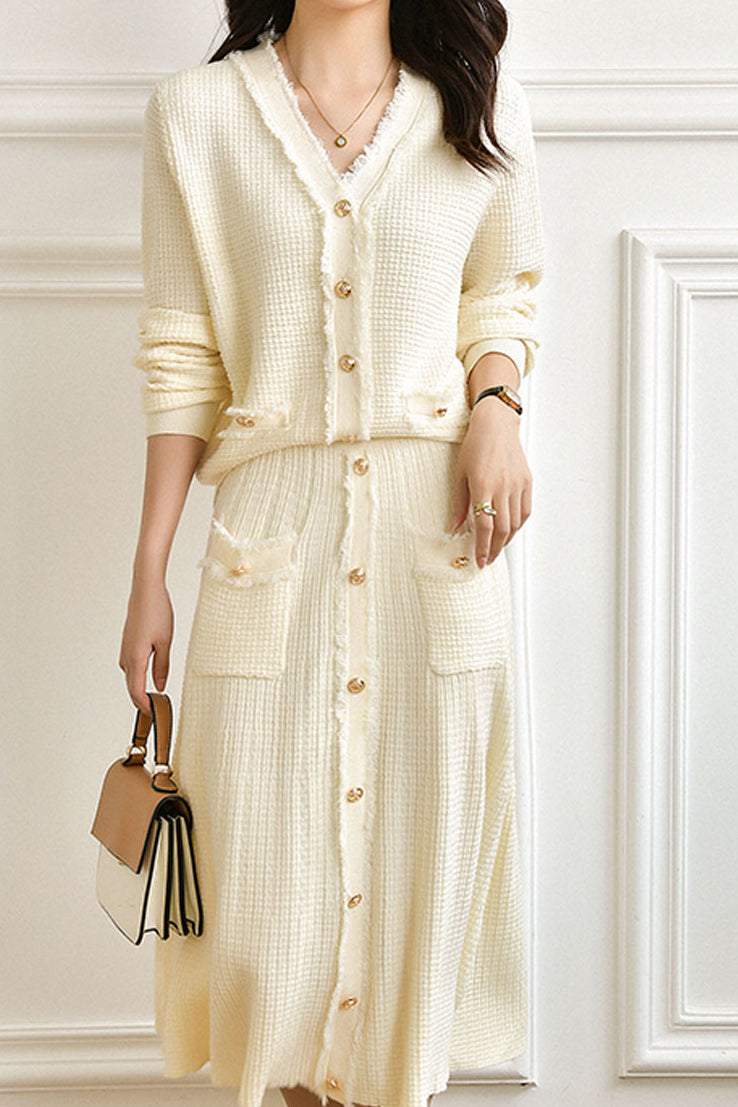 二点セット Vネックフリンジ装飾ニットトップス+フリンジ装飾ロングフレアスカート 3色入 - liwisi