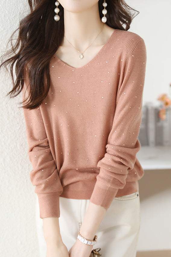 V-neck knitted sweater with hot-fixed rhinestones. - liwisi