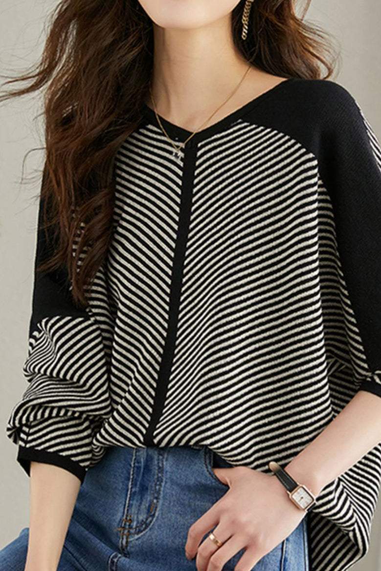 V-Neck Diagonal Stripe Contrast Knit Top - 2 Colors Available - liwisi