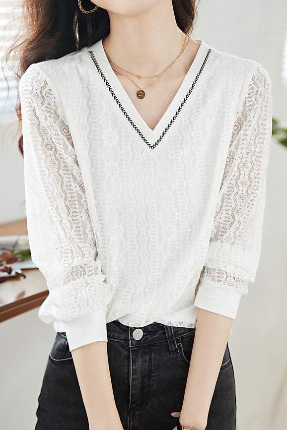 Elegant V-neck lace bottoming shirt - liwisi