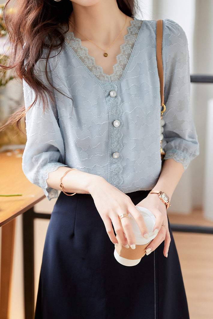 V-Neck Star Pattern Lace Hem Short Sleeve Blouse with Lining - liwisi
