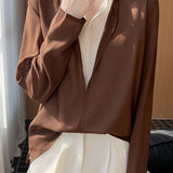 Commuting V-Split Binding Shirt